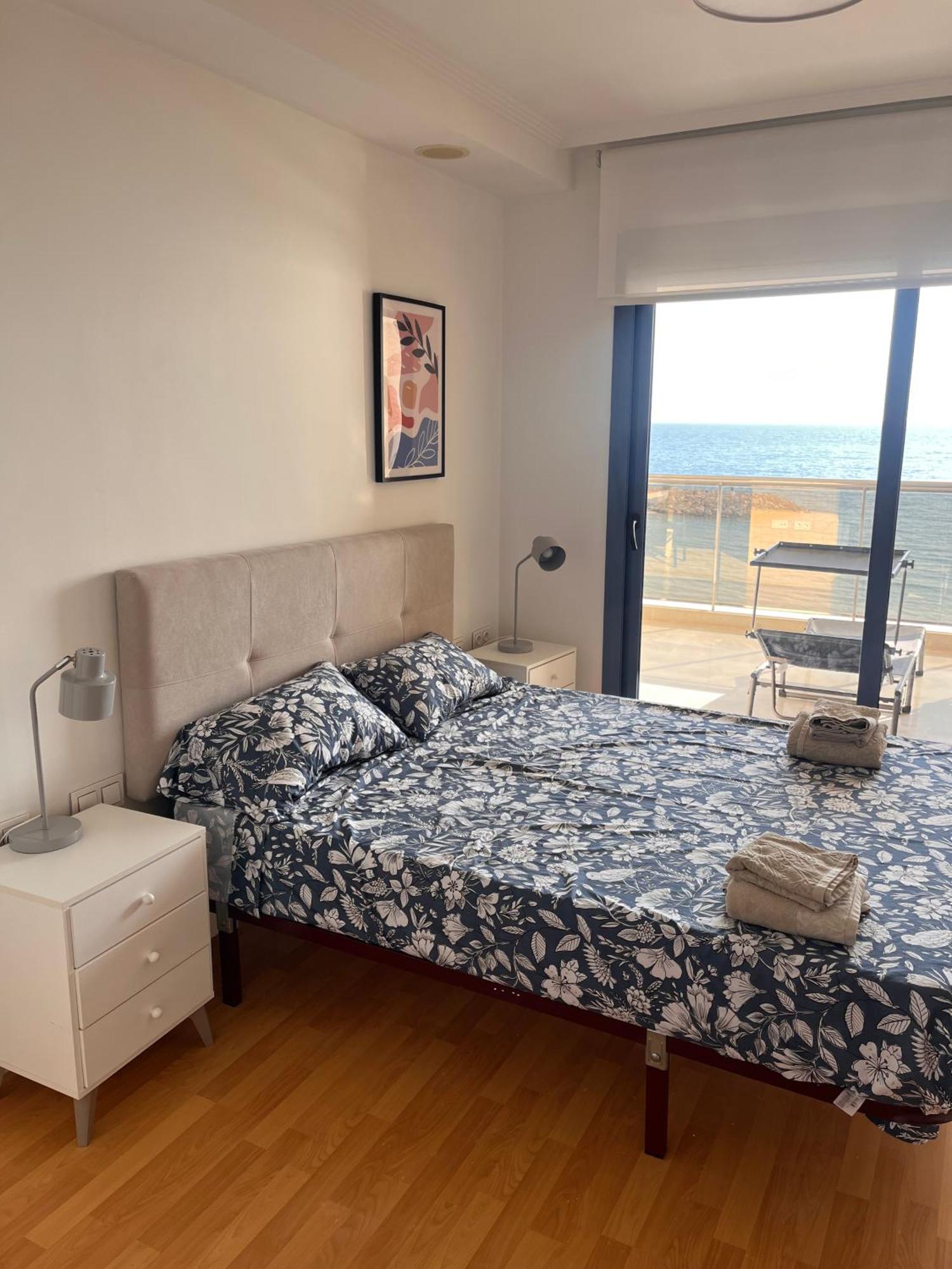 En Con Vistas Al Mar Apartament